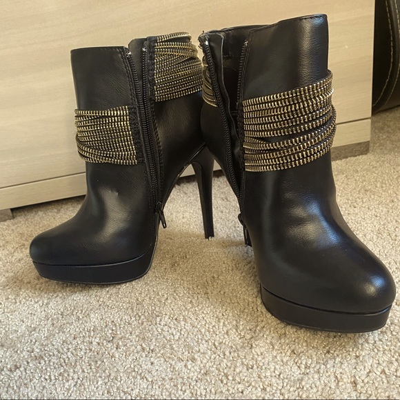 Call It Spring black heeled ankle boots with goldish silver chains - Picture 1 of 2